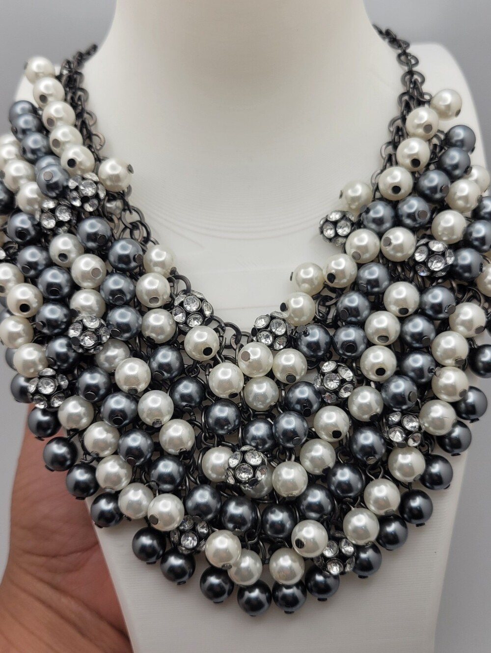 Elegant Two-Tone Pearl Statement Necklace - White & Gunmetal
